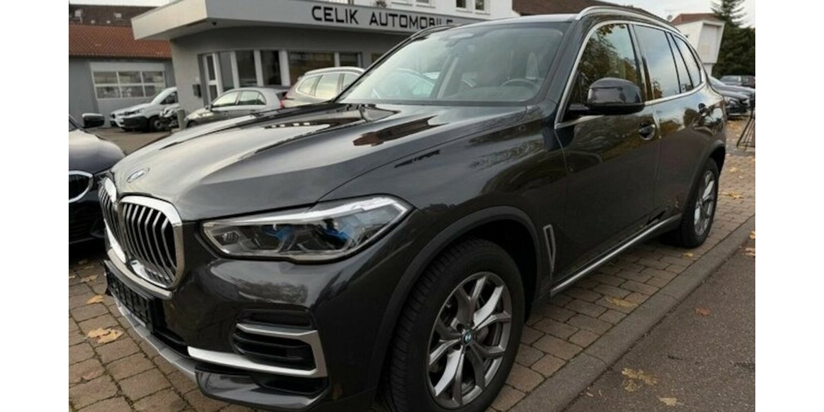 BMW X5 xDrive 30 d xLine Head-Up Laser AHK 158.000 km 42.990 &euro; Neckarsulm 74172