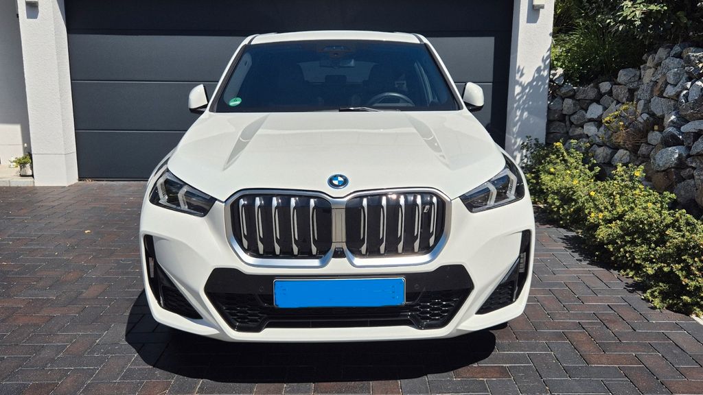 BMW iX1 25.000 km 41.500 &euro; Wenzenbach 93173