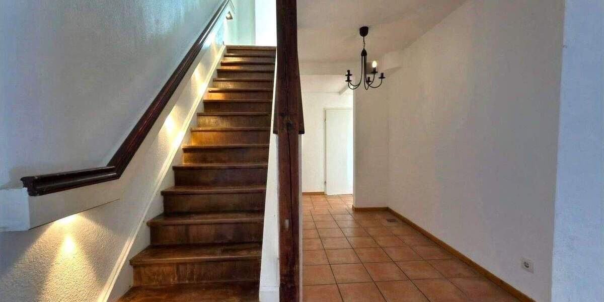 Doppelhaushälfte Hemmingen Arnum - 7 Zimmer, 178 m&sup2;, 379.000&euro; | Angebot:24700576