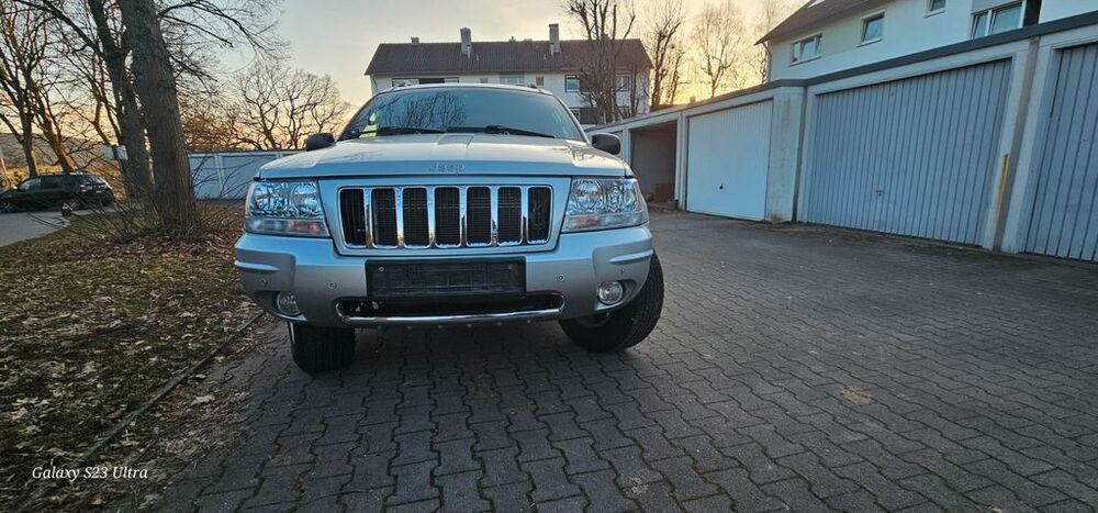 Grand Cherokee