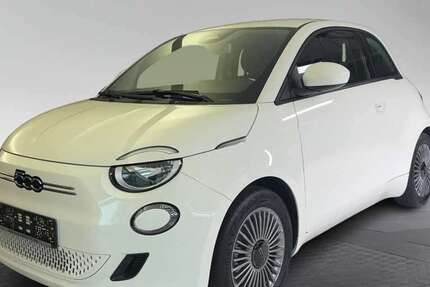 Fiat 500e 10.000 km 17.890 € München 80339
