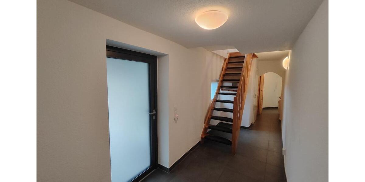 Maisonettenwohnung Mosbach - 2 Zimmer, 89 m&sup2;, 950&euro; | Angebot:24979815