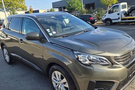 Peugeot 5008 70.000 km 17.990 € Gelsenkirchen 45884