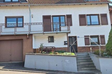 Haus Monzingen - 8 Zimmer, 200 m&sup2;, 268.000&euro; | Angebot:26419155