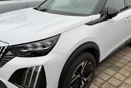 Peugeot 2008 24.842 km 26.990 &euro; Schrobenhausen 86529