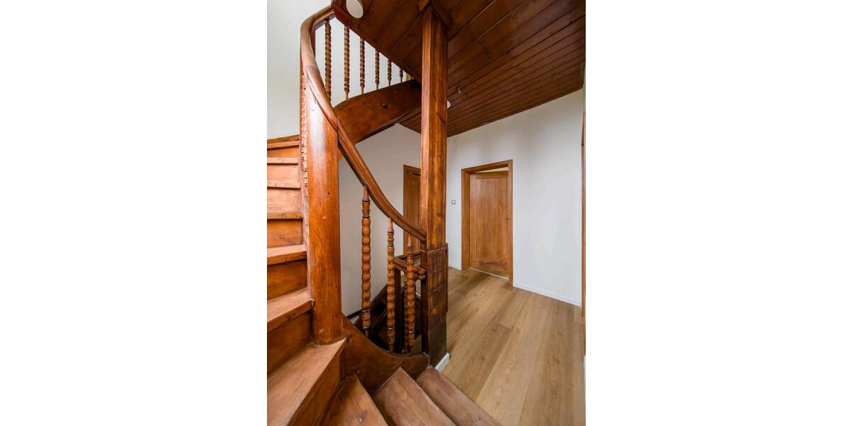 Einfamilienhaus Ernsgaden - 6 Zimmer, 157 m&sup2;, 1.500&euro; | Angebot:25442073