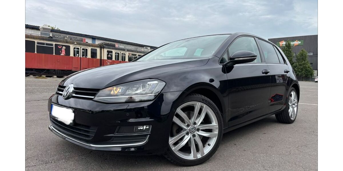VW Golf 92.000 km 10.499 &euro; Konstanz 78465