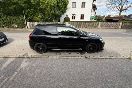 Toyota Corolla 133.646 km 8.000 &euro; Landshut 84030