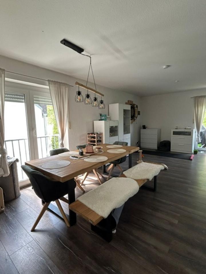 Helle, moderne 2-Zi-Wohnung in Montabaur mit 2 Auto-Stellplätzen