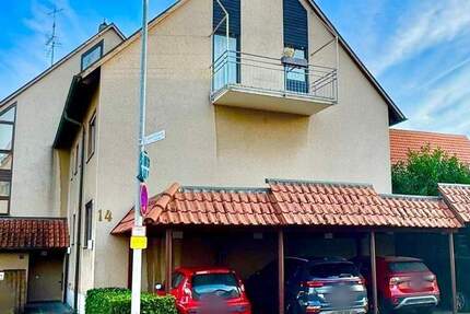 Helle 3,5 Zimmer-Wohnung mit Dachterrasse, Balkon und Carport in Gerlingen 3 zimmer