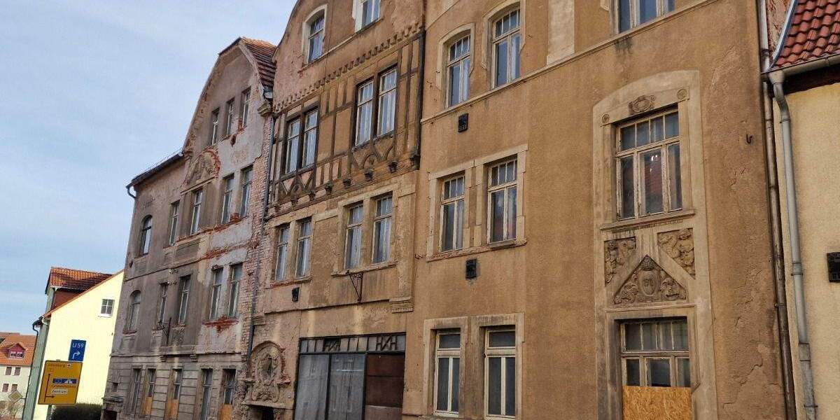 Mehrfamilienhaus, Wohnhaus Schmölln - 4 Zimmer, 1 m&sup2;, 399.000&euro; | Angebot:25693090