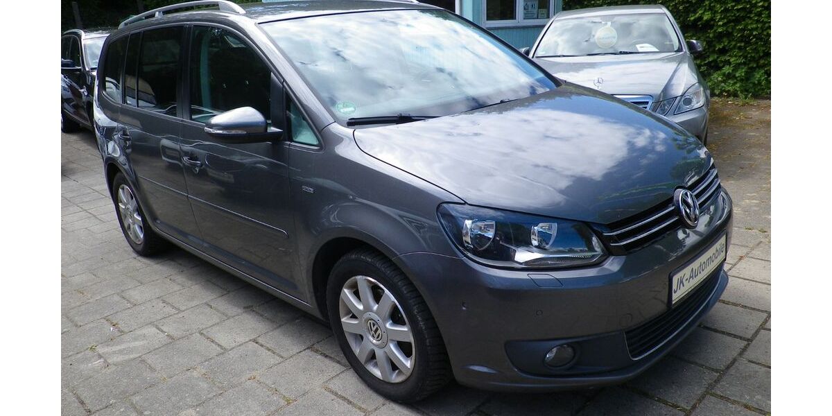 VW Touran 189.109 km 7.400 &euro; Buxtehude 21614
