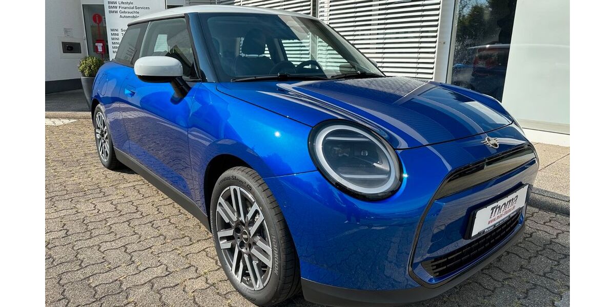 Mini Cooper 9.900 km 29.990 &euro; Sexau 79350