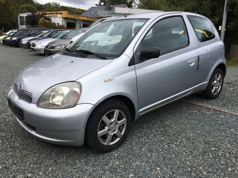 Yaris