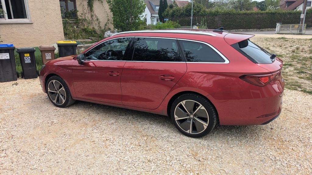 Seat Leon 128.000 km 15.700 &euro; Leipheim 89340