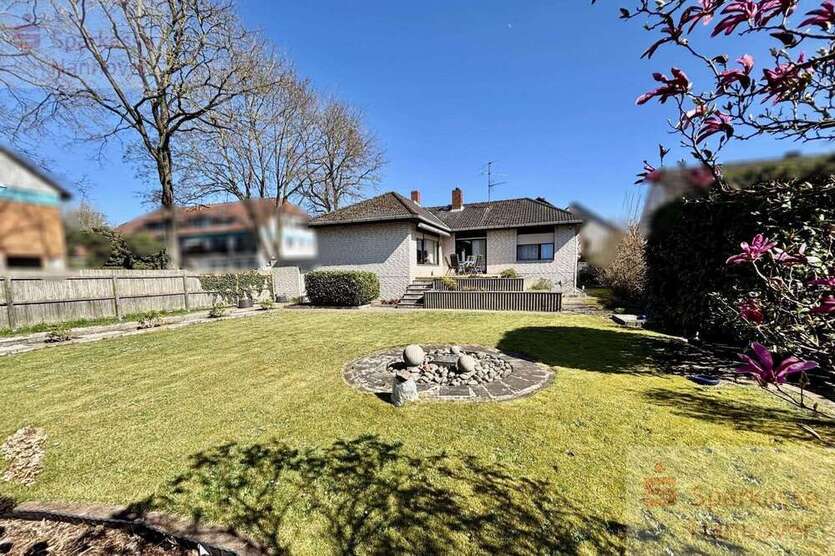 Haus zum Kaufen in Isernhagen 438.000 € 125.41 m²