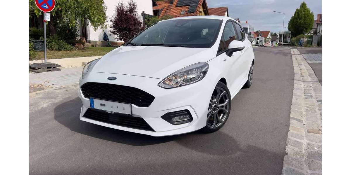Ford Fiesta 64.000 km 12.000 &euro; Regensburg 93057
