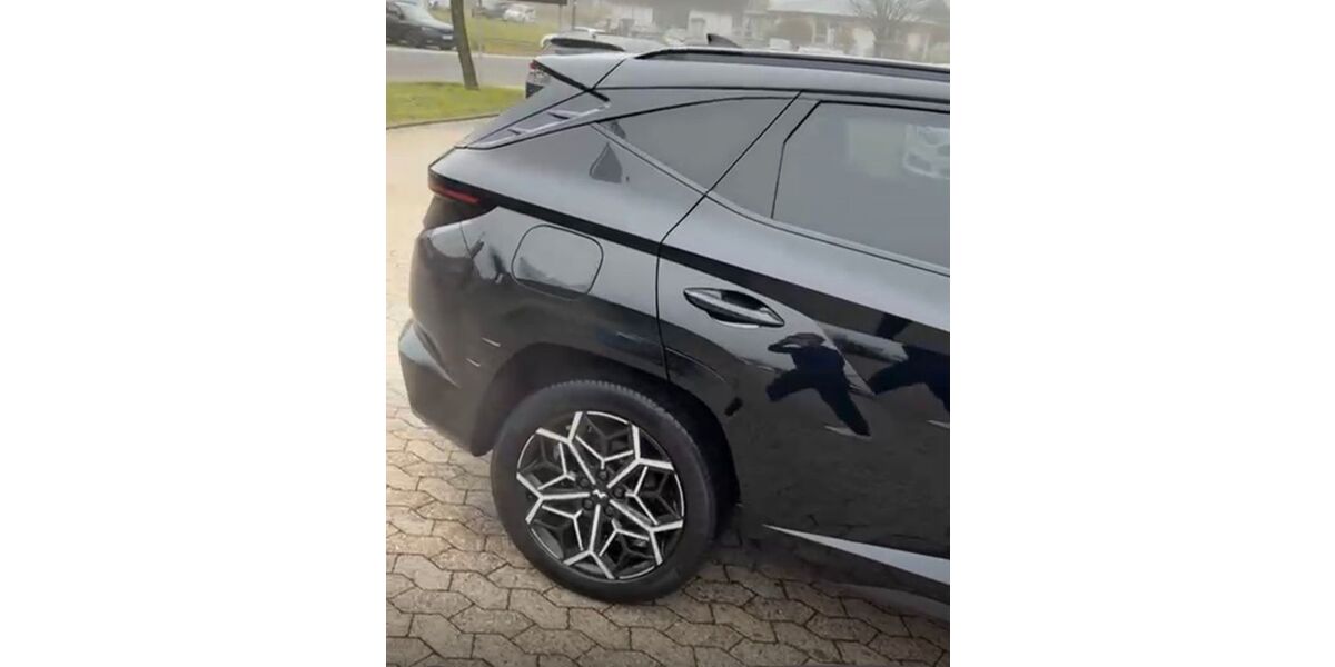 Hyundai TUCSON 100.000 km 24.990 &euro; Köln 50739