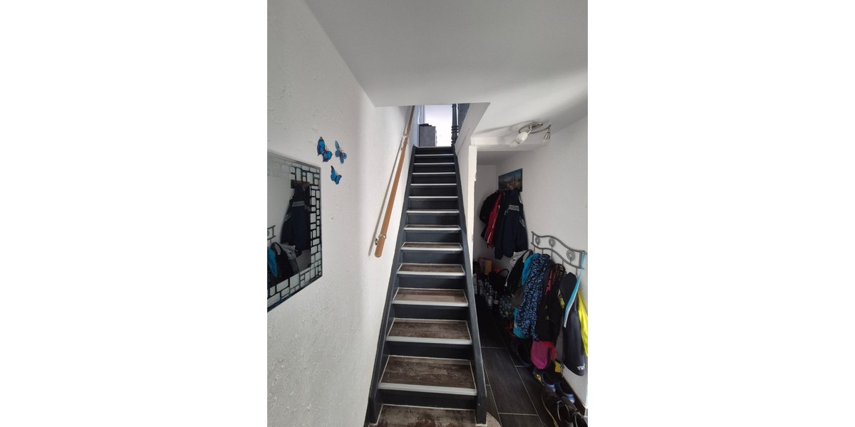 Umfangreich renoviertes Reihenhaus mit neuer Gasheizung in WiesenthalerhofErzhütte 4 zimmer