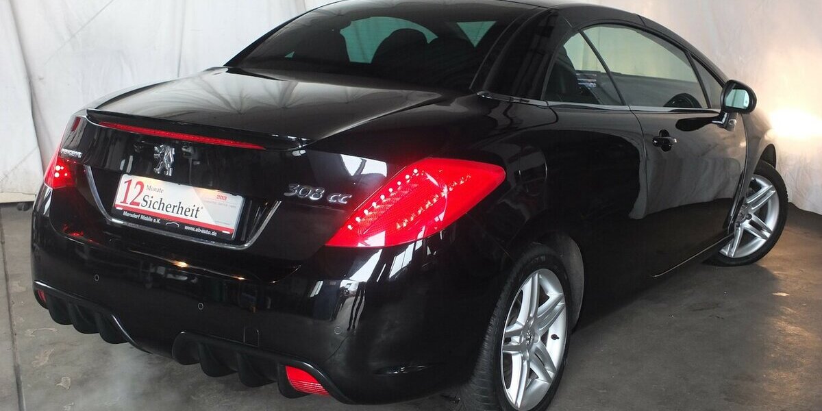 Peugeot 308 PREMIUM NAVI EL.VERDECK KLIMAAUTOM PDC 134.211 km 6.450 &euro; Köln 50858