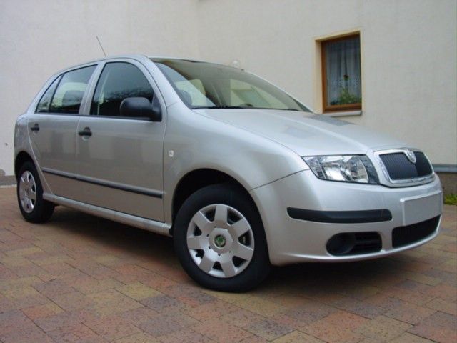 Skoda Fabia 99.830 km 2.985 &euro; Chemnitz OT Wittgensdorf 09228