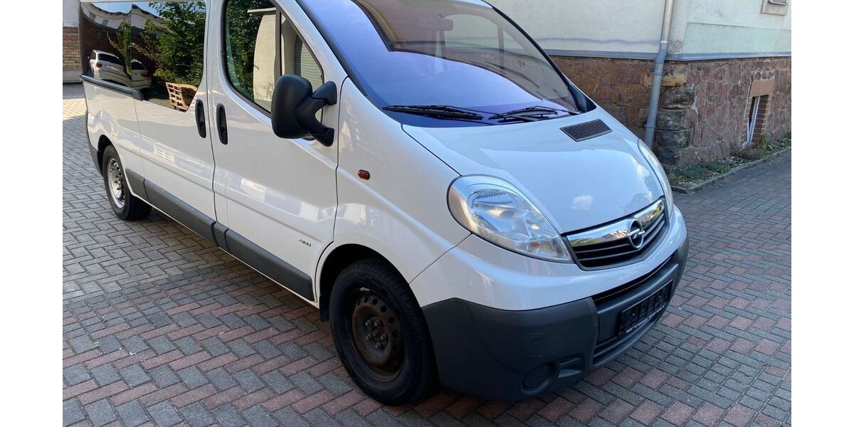 Opel Vivaro 265.000 km 8.888 &euro; Dresden 01139