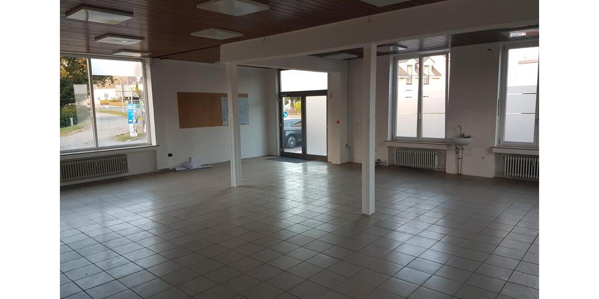 Gewerbeobjekt Moosbach - 700&euro; | Angebot:26522003