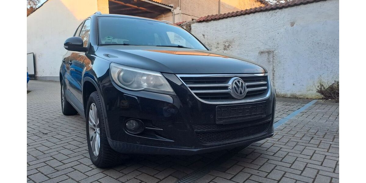 VW Tiguan 158.759 km 8.200 &euro; Brück OT Neuendorf 14822