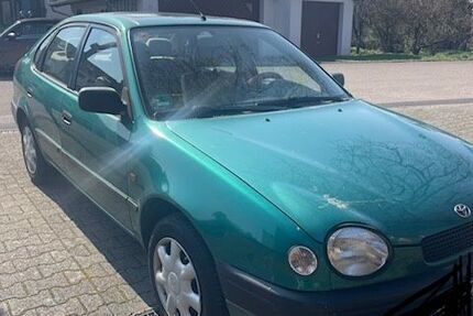 Toyota Corolla 126.895 km 2.800 &euro; Winterbach 73650