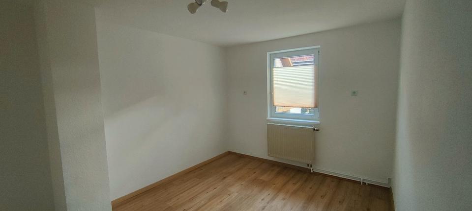 Doppelhaushälfte Bad Mergentheim - 5 Zimmer, 140 m&sup2;, 1.350&euro; | Angebot:26089088