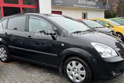 Toyota Corolla Verso 159.000 km 5.700 &euro; Hamm 59065