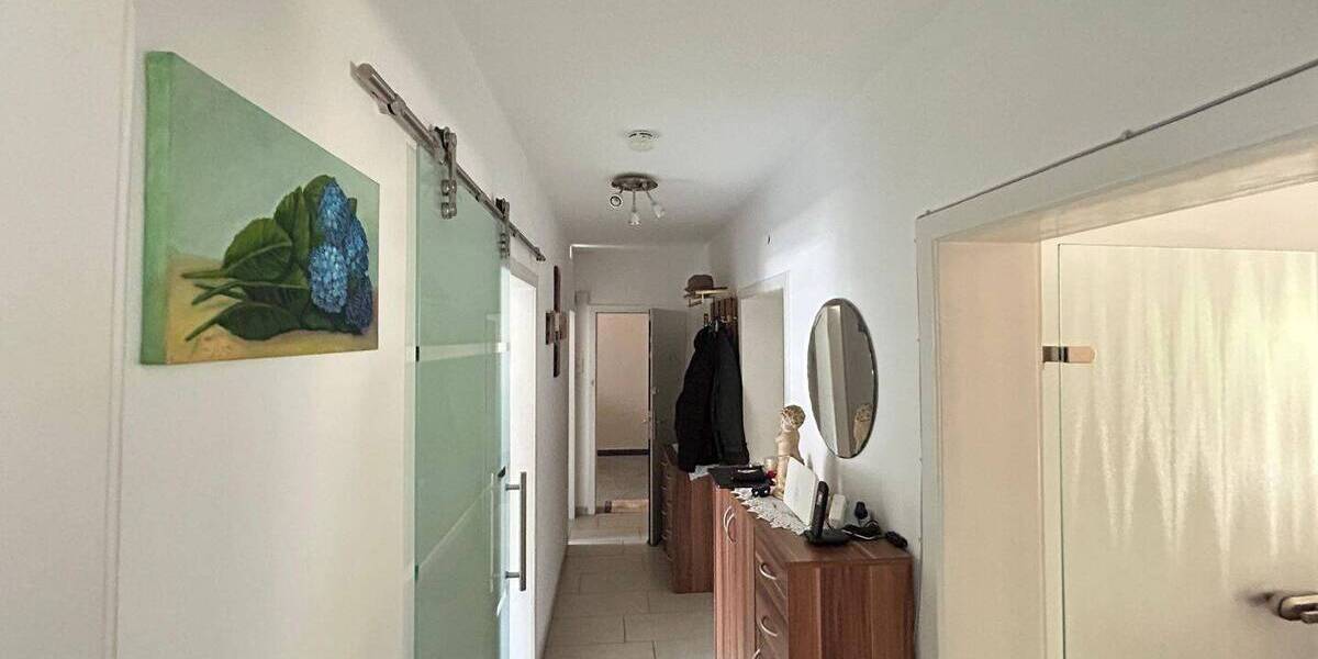 Zimmer Gelsenkirchen Altstadt - 3 Zimmer, 96 m&sup2;, 950&euro; | Angebot:26246890