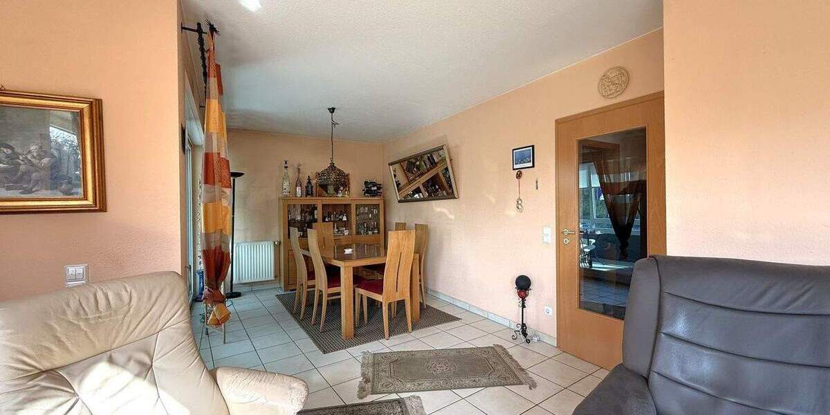 Etagenwohnung Bretten - 4 Zimmer, 105 m&sup2;, 360.000&euro; | Angebot:24874938