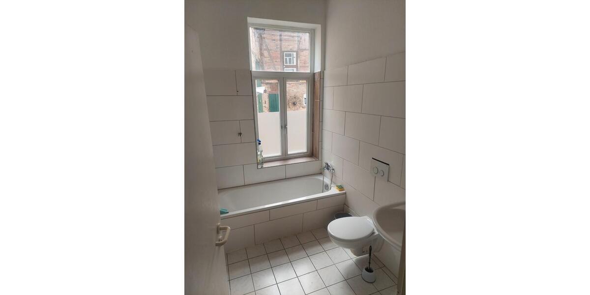 Erdgeschoßwohnung Stadtoldendorf - 3 Zimmer, 83 m&sup2;, 435&euro; | Angebot:26412524