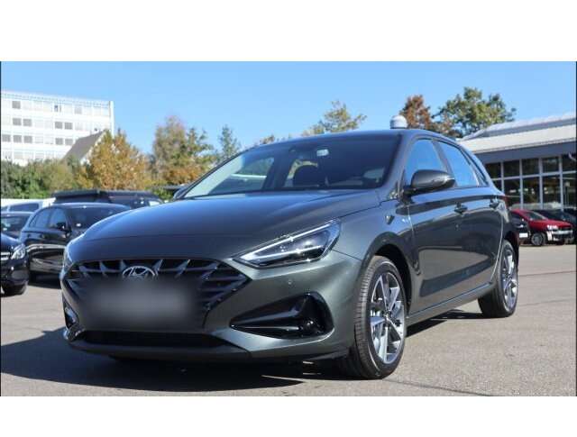 i30
