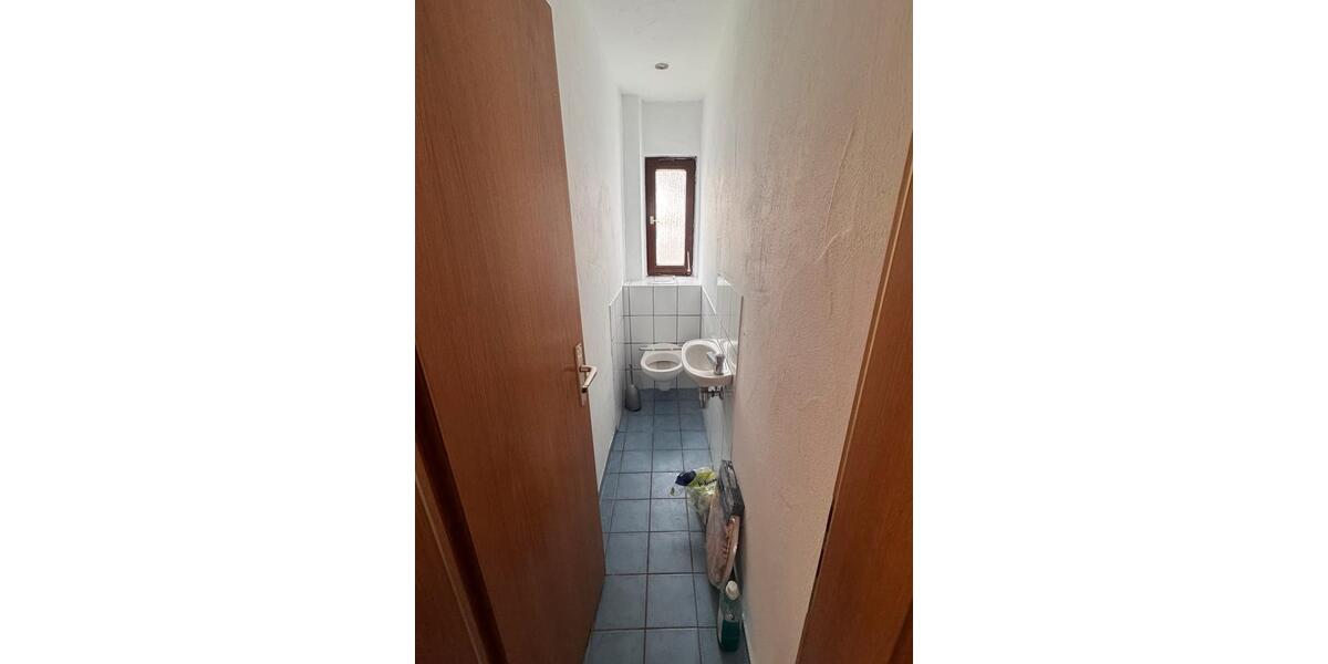 Einfamilienhaus Mutlangen - 8 Zimmer, 200 m&sup2;, 1.950&euro; | Angebot:24774383