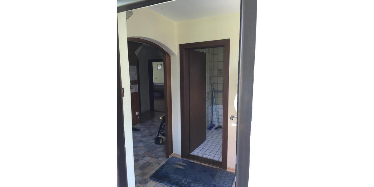 Einfamilienhaus Essenbach - 9 Zimmer, 197 m&sup2;, 515.000&euro; | Angebot:27093193