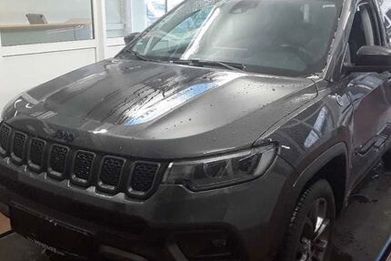 Jeep Compass 74.500 km 23.333 &euro; Rudolstadt 07407