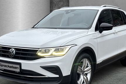 VW Tiguan 87.400 km 25.490 &euro; Zeven 27404