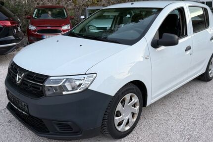 Dacia Sandero 83.000 km 2.100 &euro; Grassau 83224