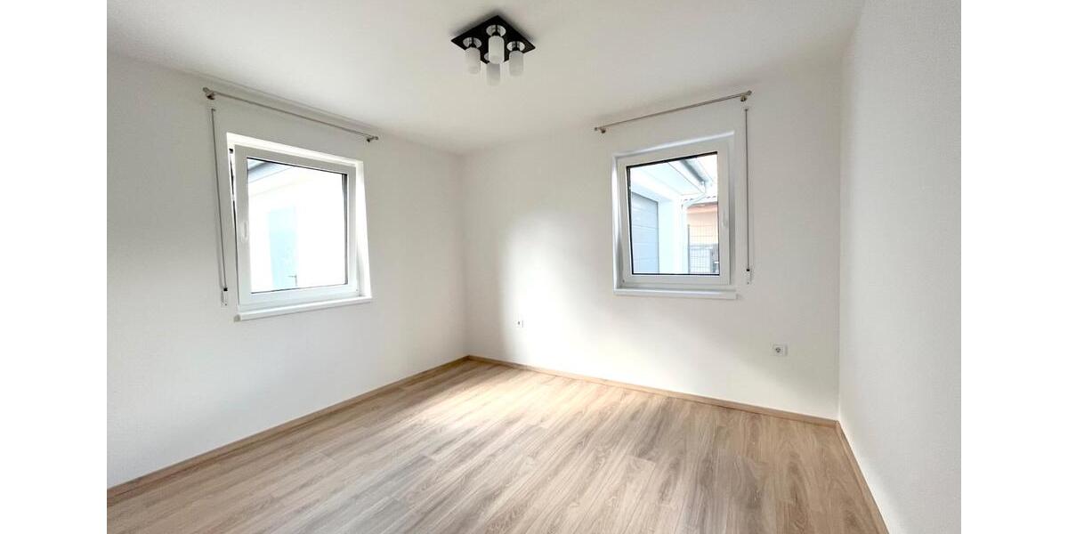 Einfamilienhaus Hengersberg - 6 Zimmer, 178 m&sup2;, 650.000&euro; | Angebot:26120457