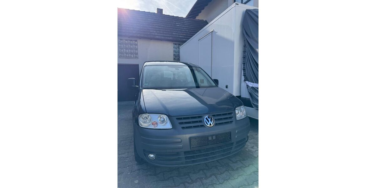 VW Caddy 195.000 km 4.980 &euro; Limeshain 63694