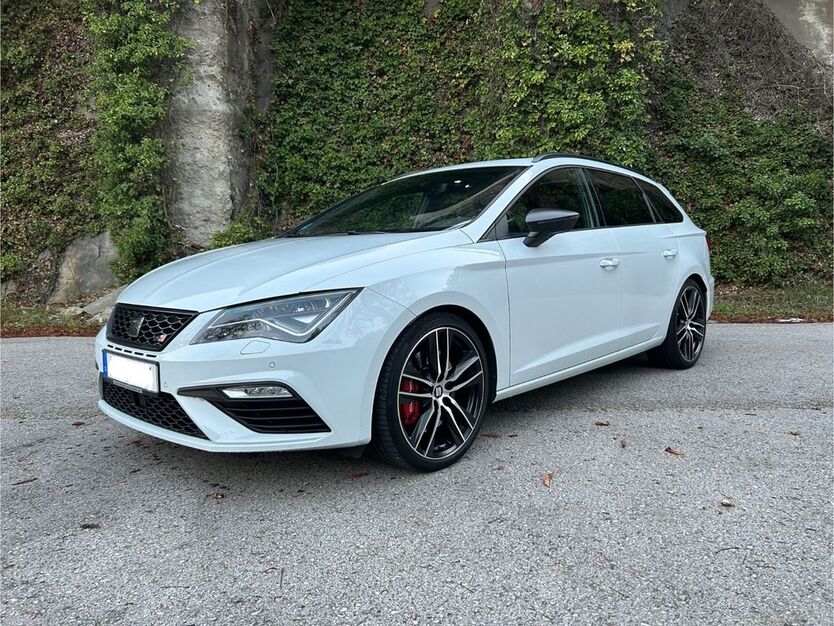Seat Leon 118.000 km 20.850 € Regensburg 93051