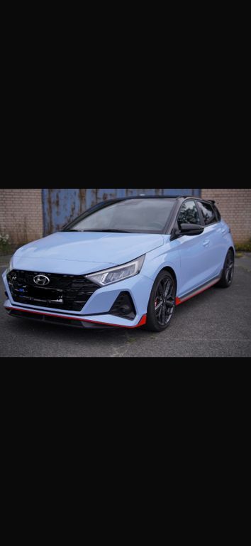 i20