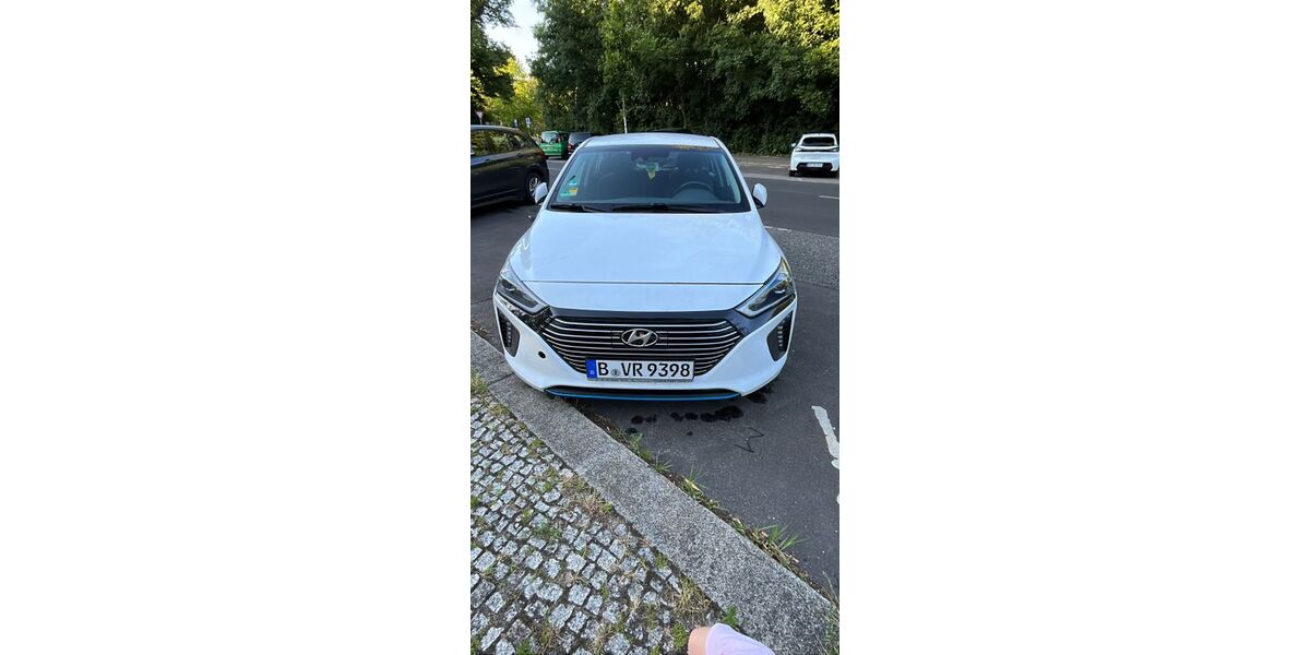 Hyundai IONIQ 86.305 km 14.500 &euro; Berlin 12057