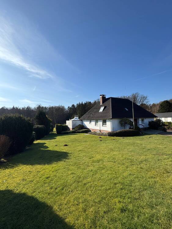 Einmalige Lage am Waldrand 6 zimmer