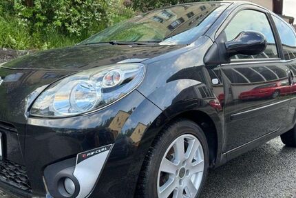 Renault Twingo 124.895 km 4.795 &euro; Altensteig 72213