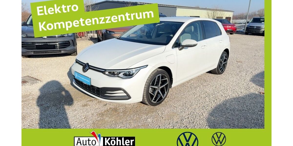 VW Golf 34.571 km 22.470 &euro; Mainburg 84048