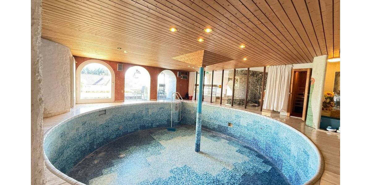 Einfamilienhaus Bad Waldsee - 7 Zimmer, 259 m&sup2;, 979.000&euro; | Angebot:26607075