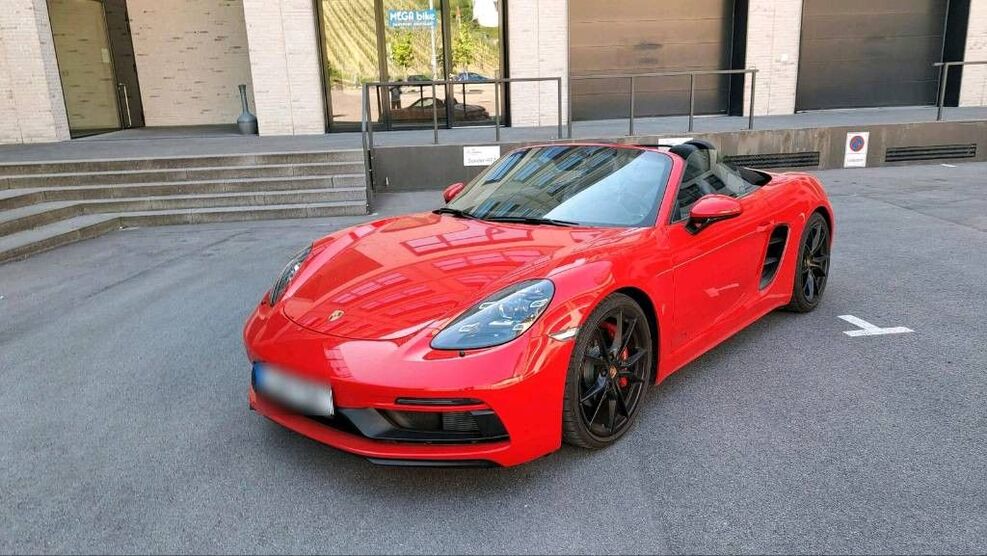 Porsche Boxster 14.300 km 69.900 € Stuttgart 70329